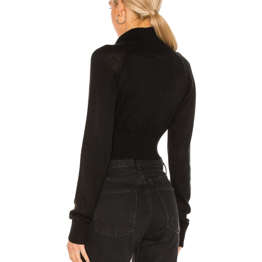 Black Turtleneck Cropped Sweater - Picture 2 of 3
